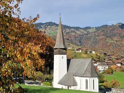 2025.10. Kirche im Herbst und Oberdorf